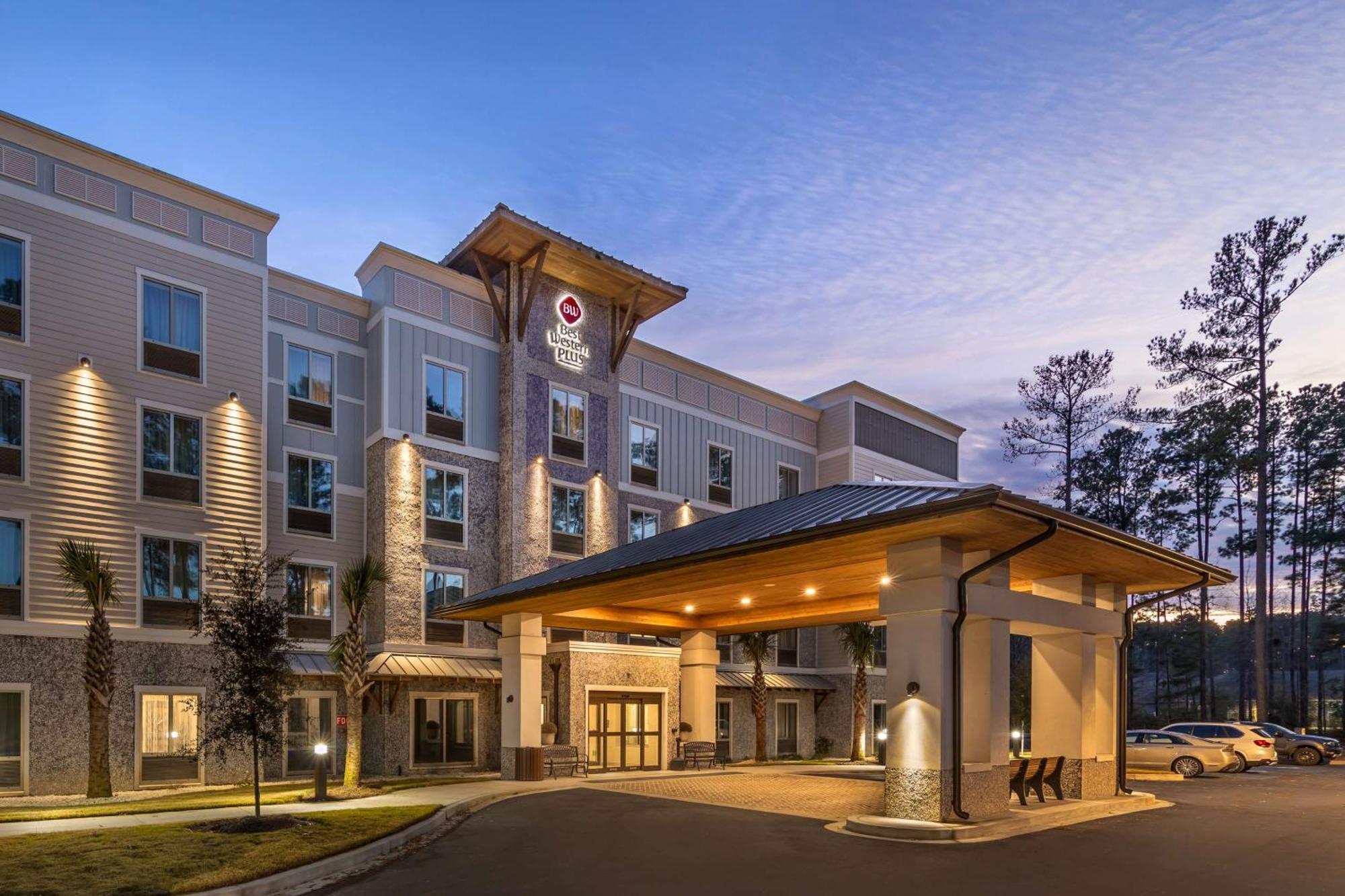 Best Western Plus Bluffton/Hilton Head Hotel Exterior photo